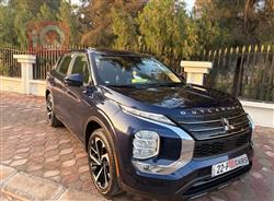 ميتسوبيشي اوتلاندر